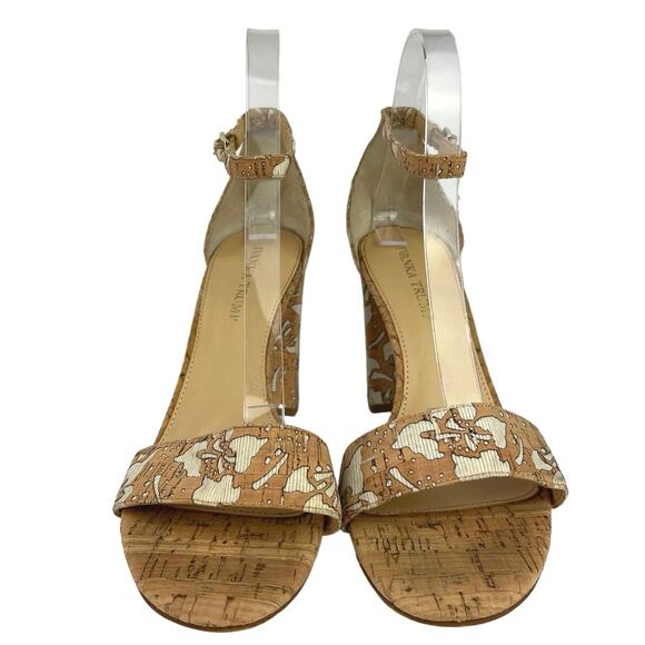 Ivanka Trump Beige Tan Open Toe Ankle Strap Buckle Block High Heels Sandals 9M - Picture 2 of 6